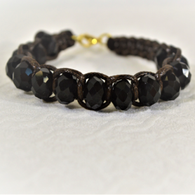 Cover image of Apyrankė "Juodoji magija"