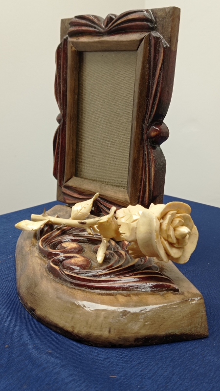 Pastatomas rėmelis nuotraukai