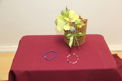 Cover image of Grandinėlė ant rankos